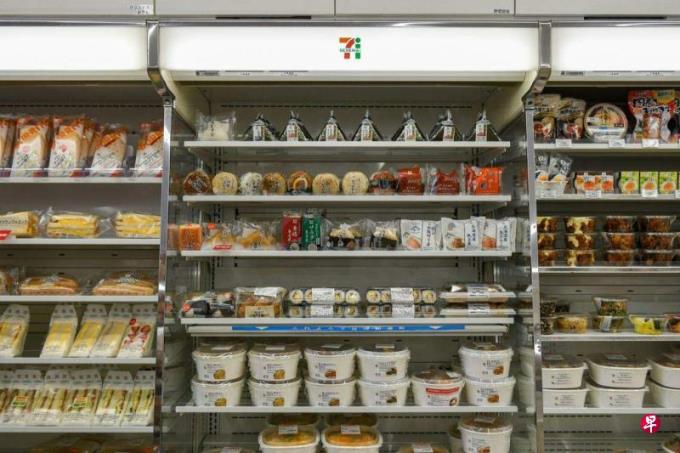 周文龙:日本便利店比本地商场更好逛