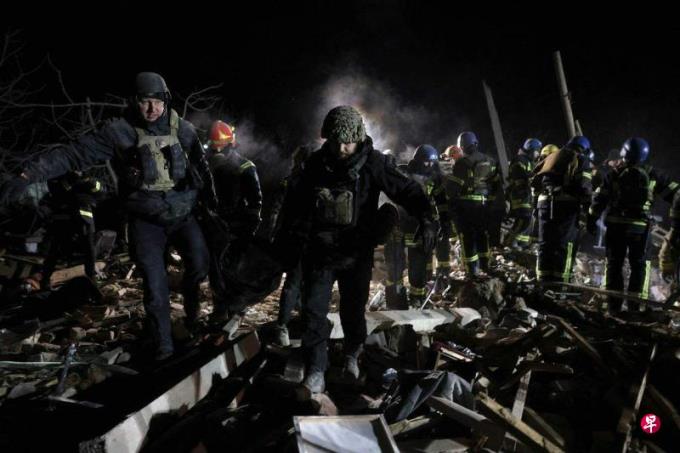 北约吁增速产武 预防与俄陷持久战