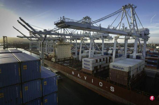 指中国起重机构成威胁 美国加强港口网安