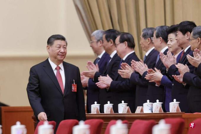 习近平:江苏广东不扛大梁 中国无法实现现代化