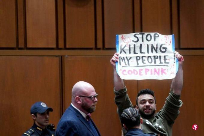 情报:美国国际体系地位受到中俄伊等挑战