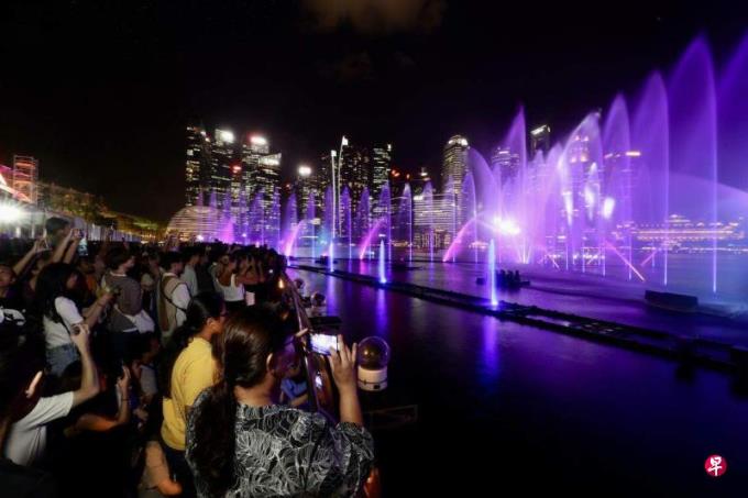 社论:在动荡世界中发挥小国优势