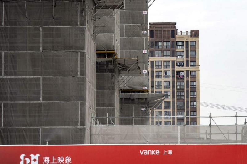 中国房地产市场的低迷状态仍在持续。图为3月19日中国房地产公司万科在上海开发的一处住宅项目。(彭博社)