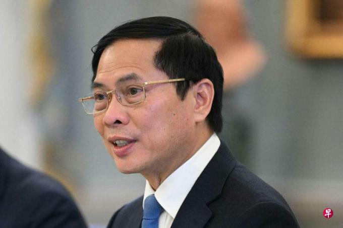 越南外长:国家主席辞职未影响政府政策