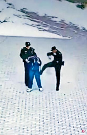 宁夏一镇级执法人员踢打小学生被撤职