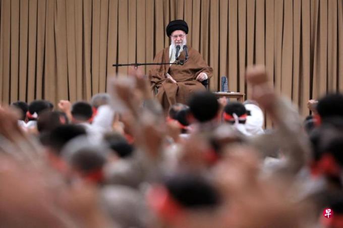 伊朗最高领袖:应对以色列领导人判处死刑