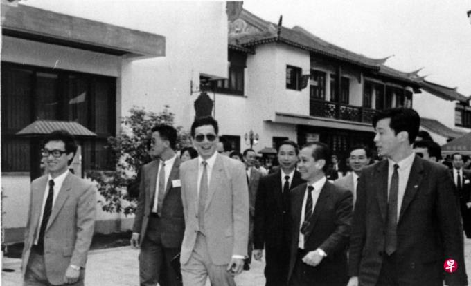 李资政:曾与李岚清、吴仪合作深感荣幸 苏州工业园区“火炬”燃烧