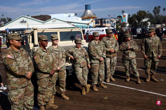 金建国:“觉醒”的美军 惊见特朗普!