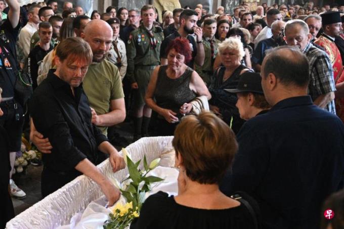 马茜·肖尔:改变对乌克兰的思维范式