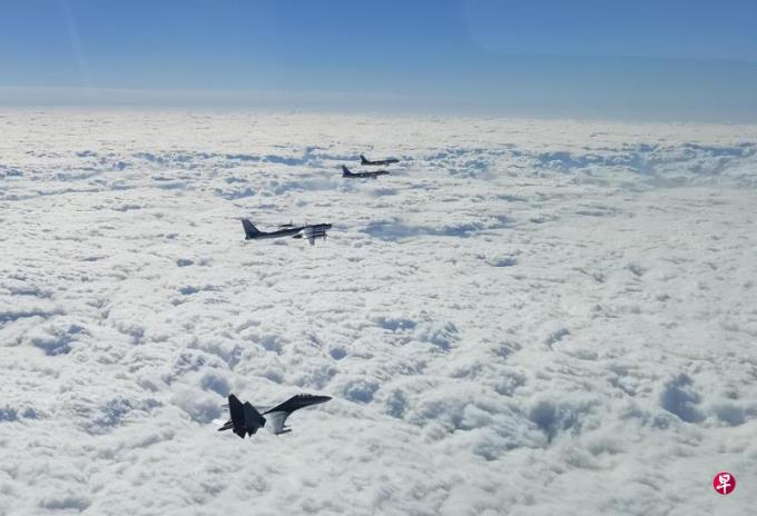 中俄在日本海实施联合空中战略巡航