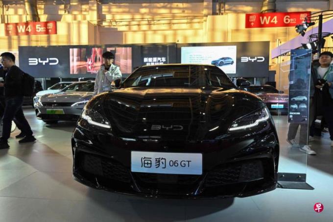 特斯拉等车企加大在华促销力度 冲刺年度销售目标