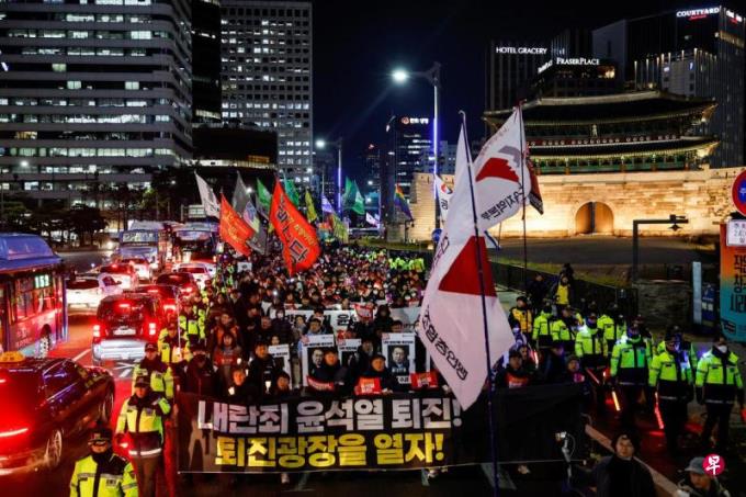 郭子杰:韩国人淡定体现政治体制信心