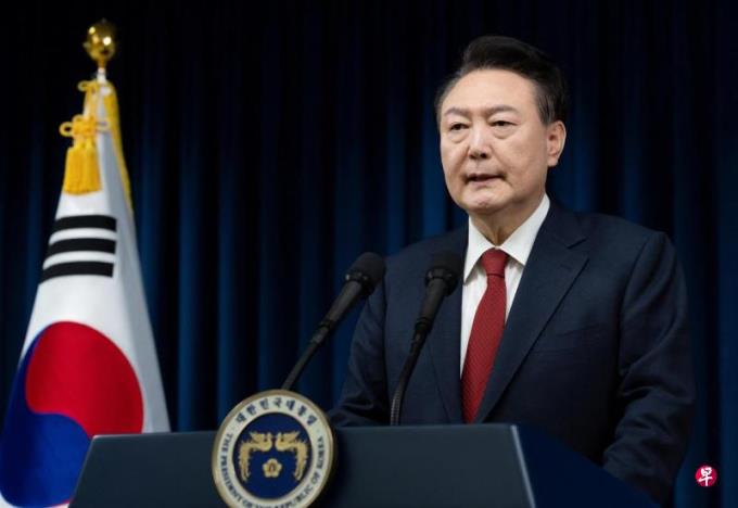 尹锡悦发表国民谈话就紧急戒严事态道歉