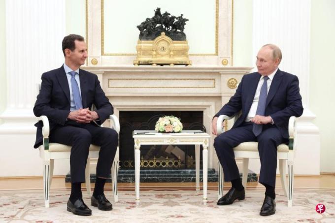 俄媒:阿萨德一家获俄罗斯庇护 已身在莫斯科