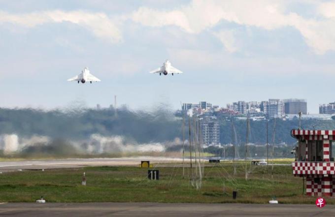 台国防部:大陆在台海部署30年来规模最大海军舰队