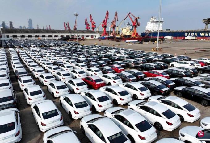 中国11月出口显著放缓 凸显经济结构转内需急迫性