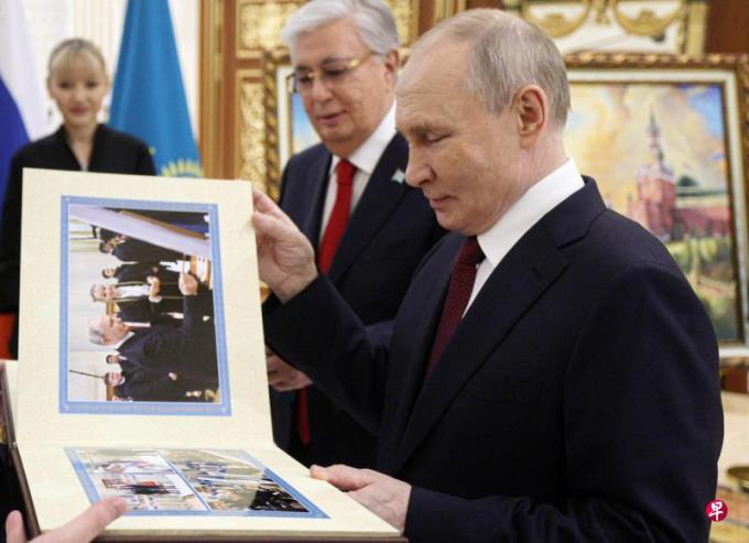 叶尔肯:面对美国新时代 普京加紧巩固俄哈关系