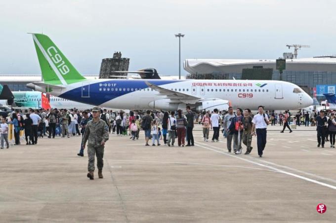 中国商飞积极争取印尼柬埔寨等国航空客户