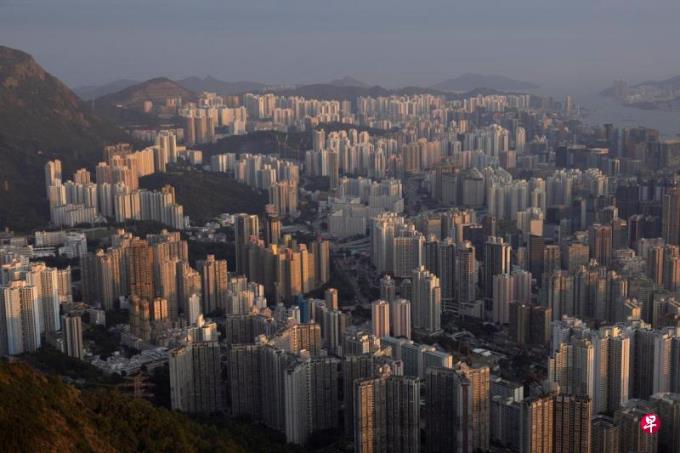 中国大陆买家涌入香港楼市 去年成交量与金额均写下新高