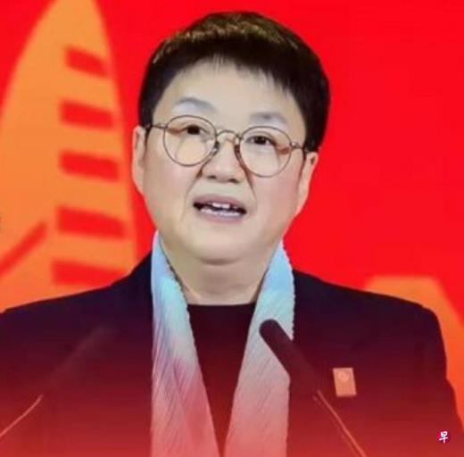 受益人工智能热潮 中国女企业家周超男跻身彭博500大富豪榜