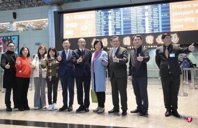 特朗普就职无法现场观礼 韩国瑜赴美献上台民众祝福