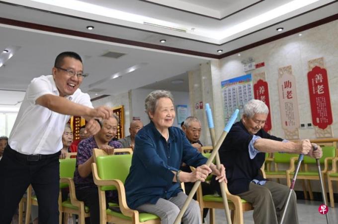 中国特稿:中国式养老有需无市 夕阳红里看朝阳产业痛点