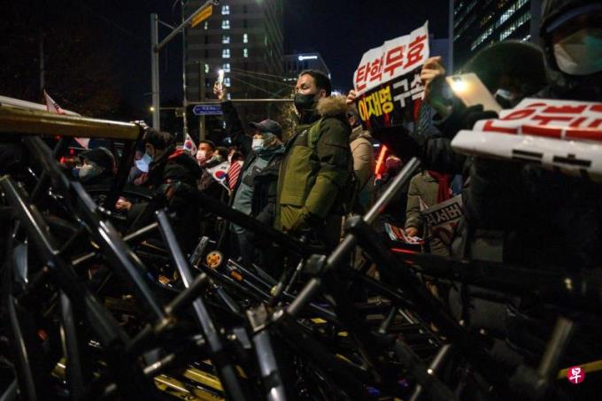 韩国法院批准对尹锡悦的拘留令