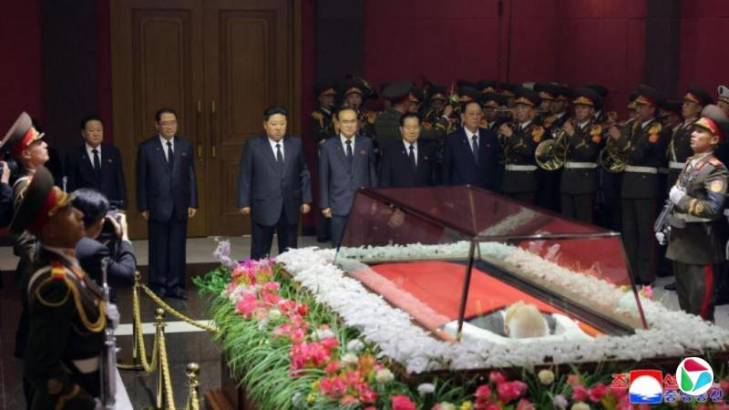 朝鲜“名义国家元首”金永南逝世