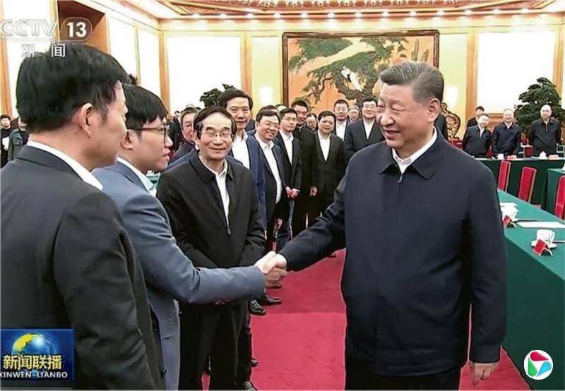 沈泽玮:民企老板被“宠”出新高度的隐忧