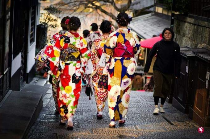 下午察:如何划下“伤害民族感情”的红线?