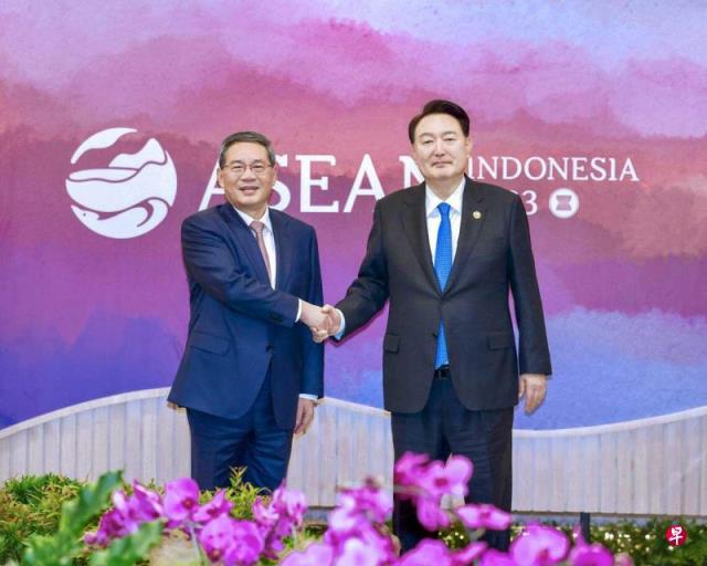 李强:中国主张维护朝鲜半岛和平稳定 致力劝和促谈