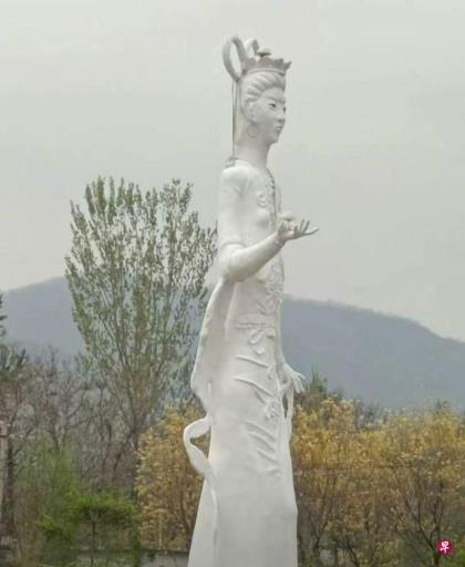 河南一景区雕像被指“不忍直视” 官方:农村艺人水平有限