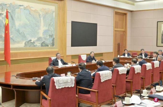 李强:中国经济回升向好 为实现全年目标打下基础