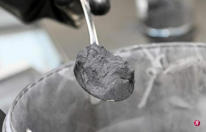 中国宣布对动力电池关键材料石墨实施出口管制