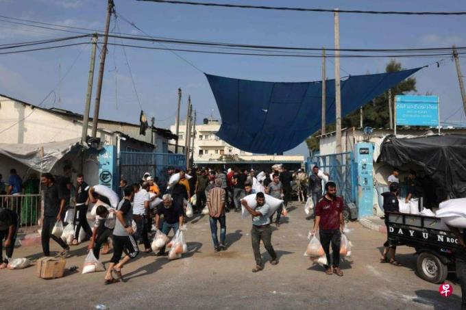 以色列扩大陆空攻势 以防长:战争进入新阶段