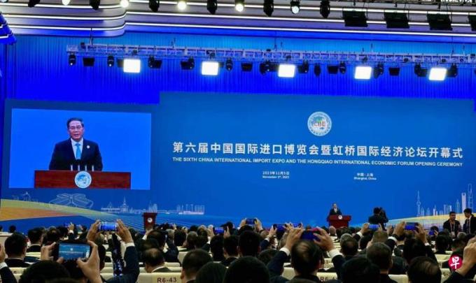 李强:中国将促进更大范围、更高水平和更深层次合作开放