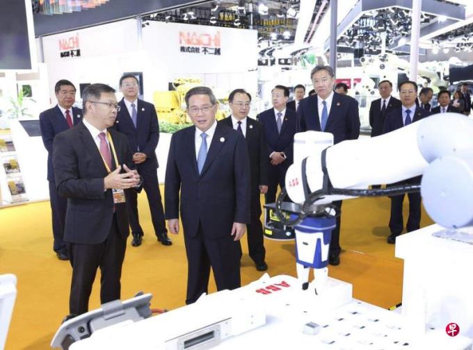 李强:中国将积极扩大进口和放宽市场准入