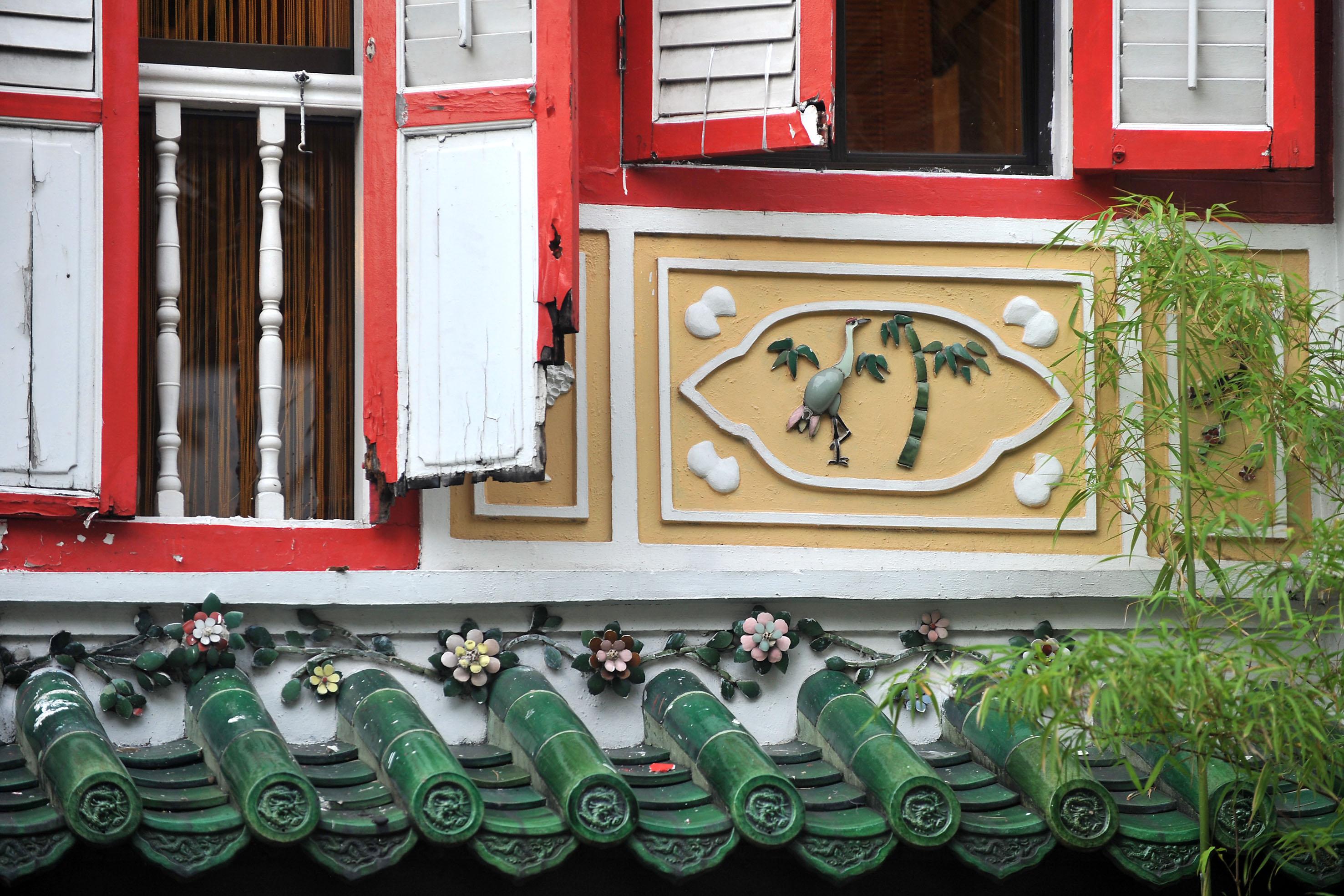 刘太格形容,丹戎巴葛区尼尔路9号旧店屋当年粉刷一新之后,“从灰姑娘变公主”,为往后的老建筑保留提供了充满说服力的绝佳范例。(海峡时报)