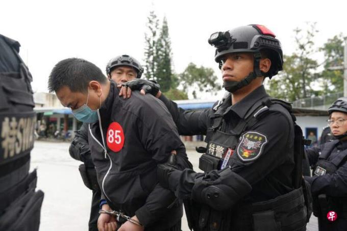 下午察:中国夹在缅北冲突带