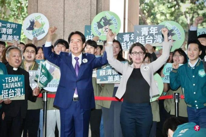 赖萧配称不走“一中”老路  蓝白仍在“吵”