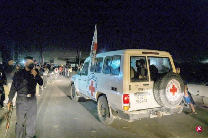 以哈落实暂时停火协议 顺利互换人质