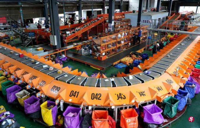 价格更低送货更快 越南人弃本土商品网购中国货