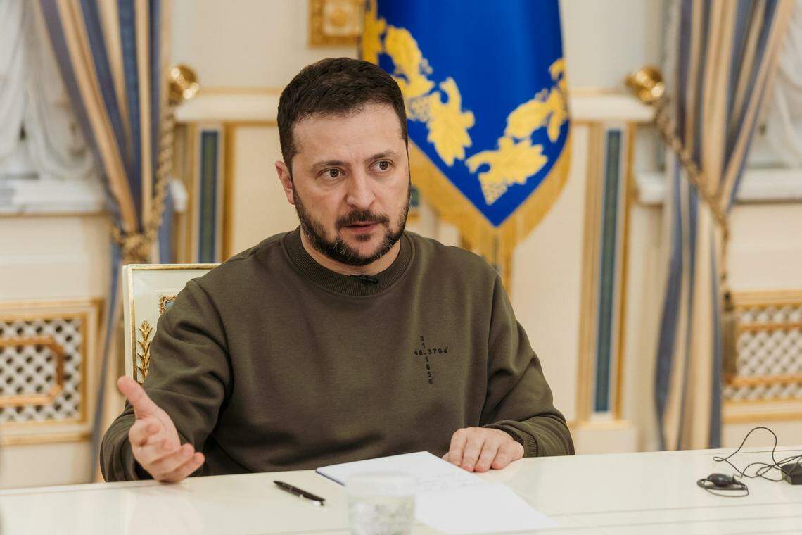 乌克兰总统泽连斯基认为,他所推动的乌克兰十点和平计划会谈,有望在明年就拟出获各方支持的文件。(罕杜申科摄)