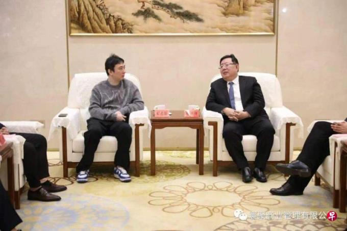 下午察:王思聪要接班万达?