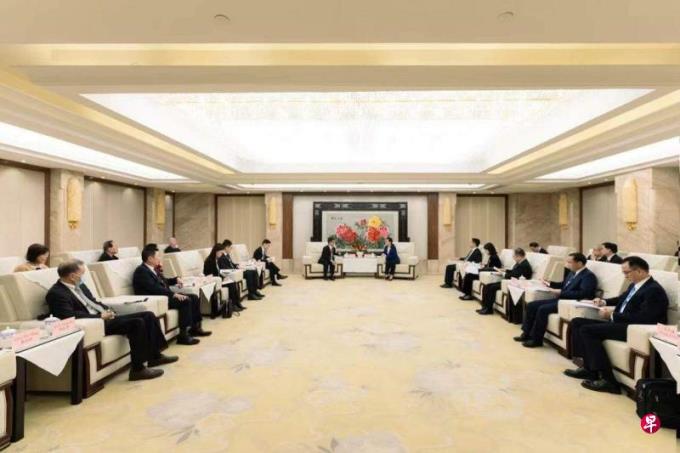 新加坡商界人士:渝西须明确产业分工 更好错位发展