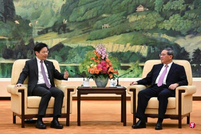 新加坡副总理黄循财与李强进行双边会晤