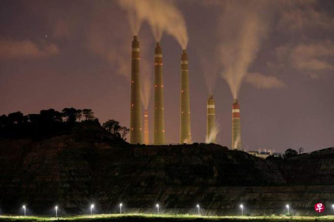 国际特稿:摆脱化石燃料 全面落实难度高