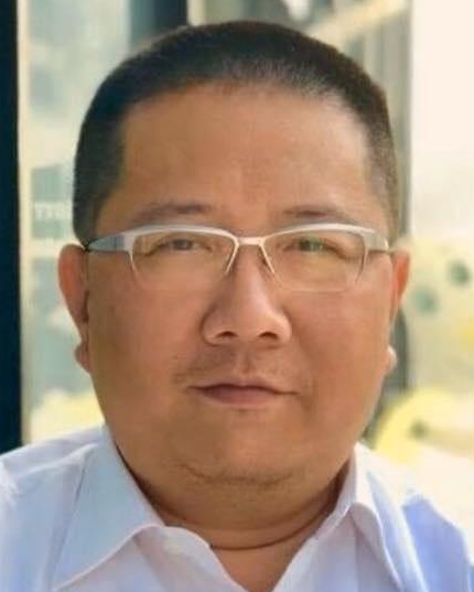 铭传大学广播电视学系主任杜圣聪副教授认为,民进党执政八年给人“绿能,你不能”的双标负面观感,导致不满情绪在沉默大多数的选民中焖烧。(取自脸书)