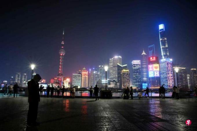 ?中国官媒:明年经济要警惕“黑天鹅”防范“灰犀牛”