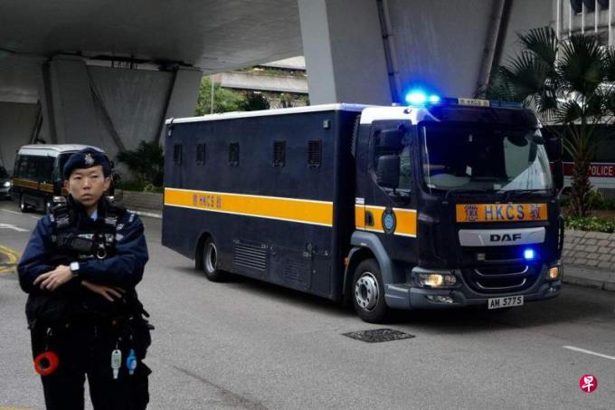 英国要求领事探视黎智英 称其为英国公民